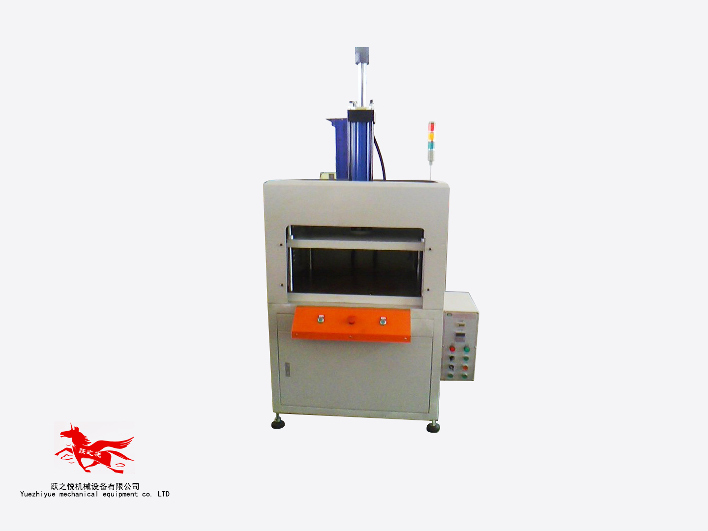 三梁四柱油压机